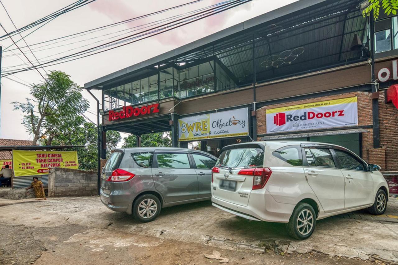 Reddoorz Plus Near Akademi Kepolisian Semarang 3 Zewnętrze zdjęcie