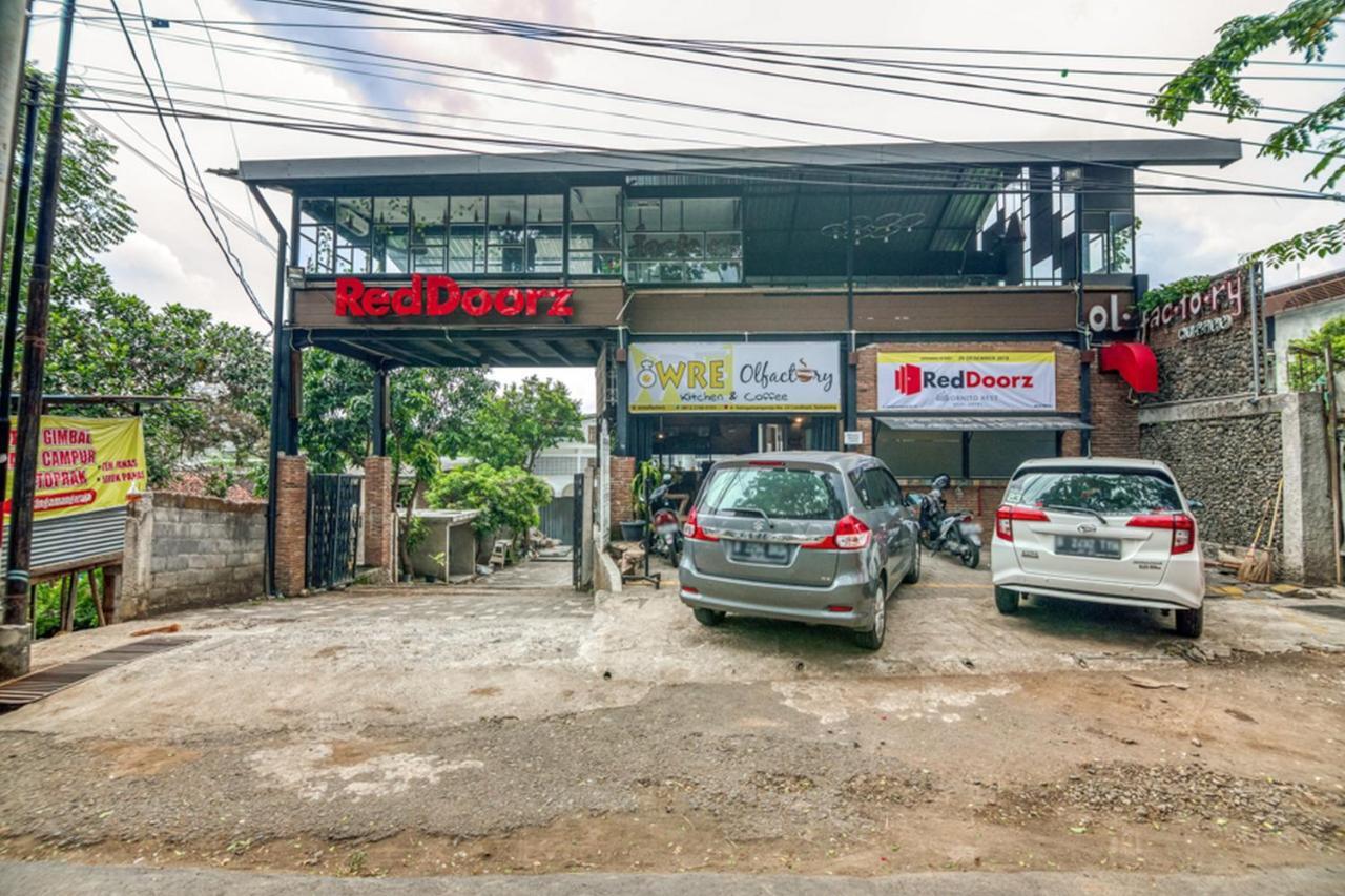 Reddoorz Plus Near Akademi Kepolisian Semarang 3 Zewnętrze zdjęcie